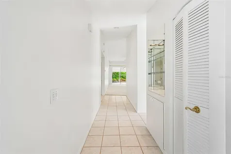 7656 Palm Aire Lane Sarasota FL 34243
