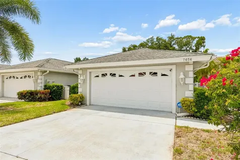 7656 Palm Aire Lane Sarasota FL 34243