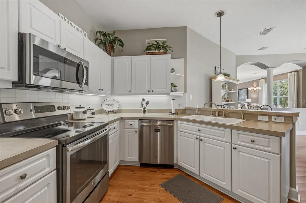 19109 White Wing Place Tampa FL 33647