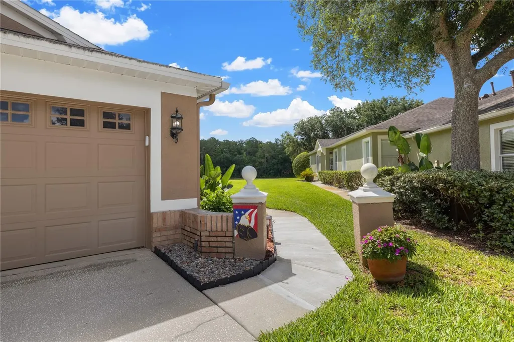 19109 White Wing Place Tampa FL 33647