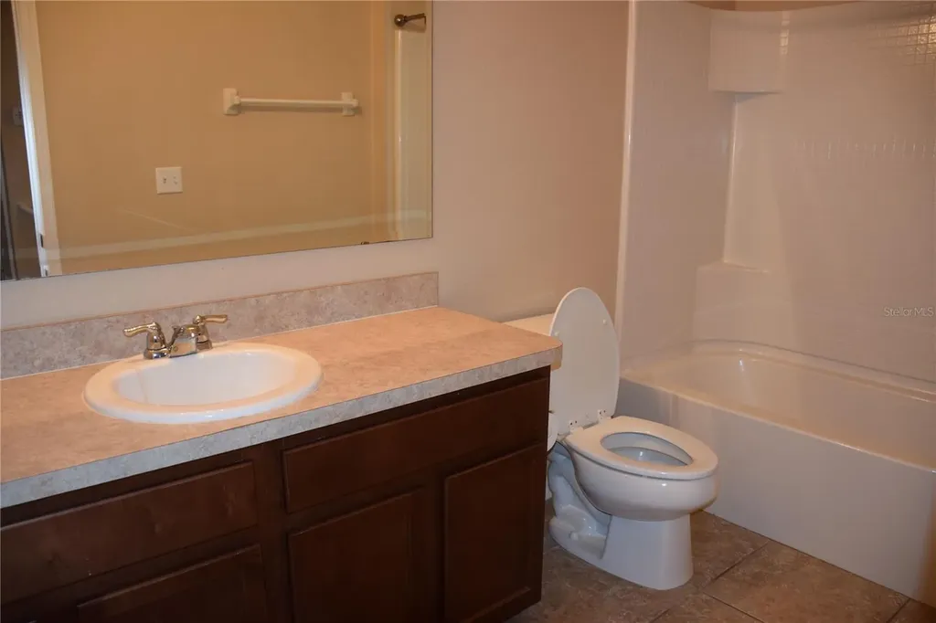 1516 Scarlet Oak Loop Winter Garden FL 34787