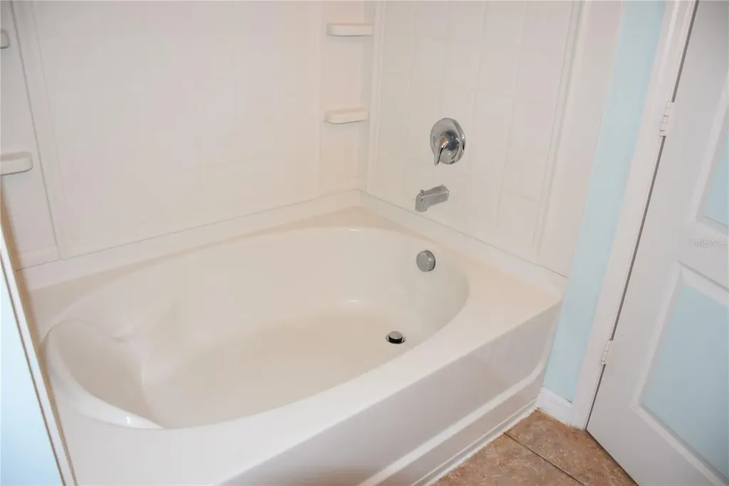 1516 Scarlet Oak Loop Winter Garden FL 34787