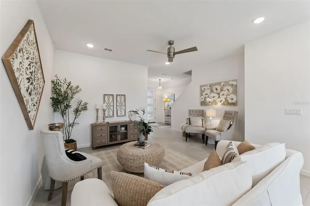 1070 Spring Palms Loop Orlando FL 32828