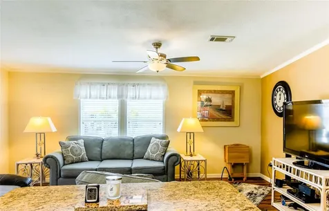 2100 Kings Highway Port Charlotte FL 33980
