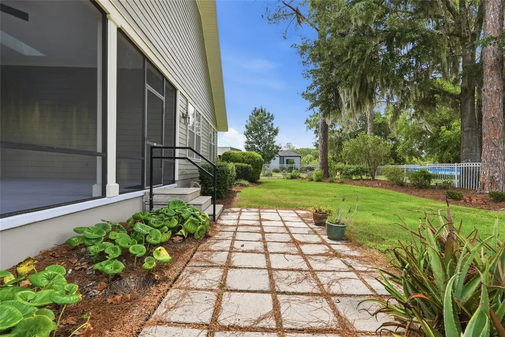 3926 SW 69th Avenue Gainesville FL 32608