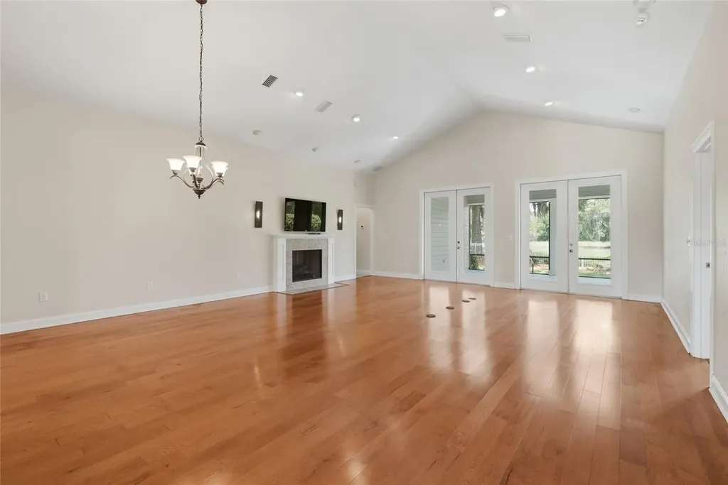 3926 SW 69th Avenue Gainesville FL 32608