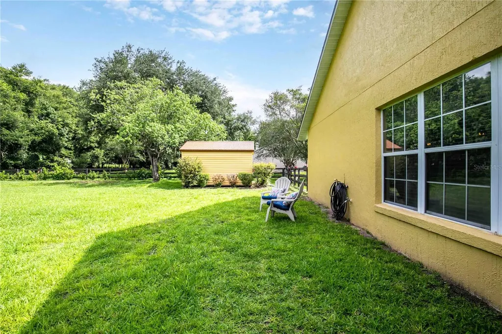 22733 Stallion Drive Sorrento FL 32776