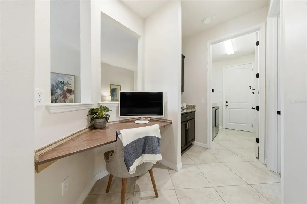 30040 Donnington Loop Mount Dora FL 32757