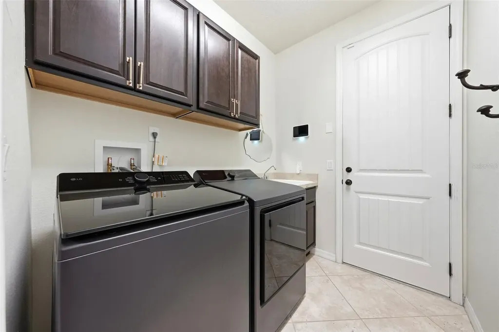 30040 Donnington Loop Mount Dora FL 32757