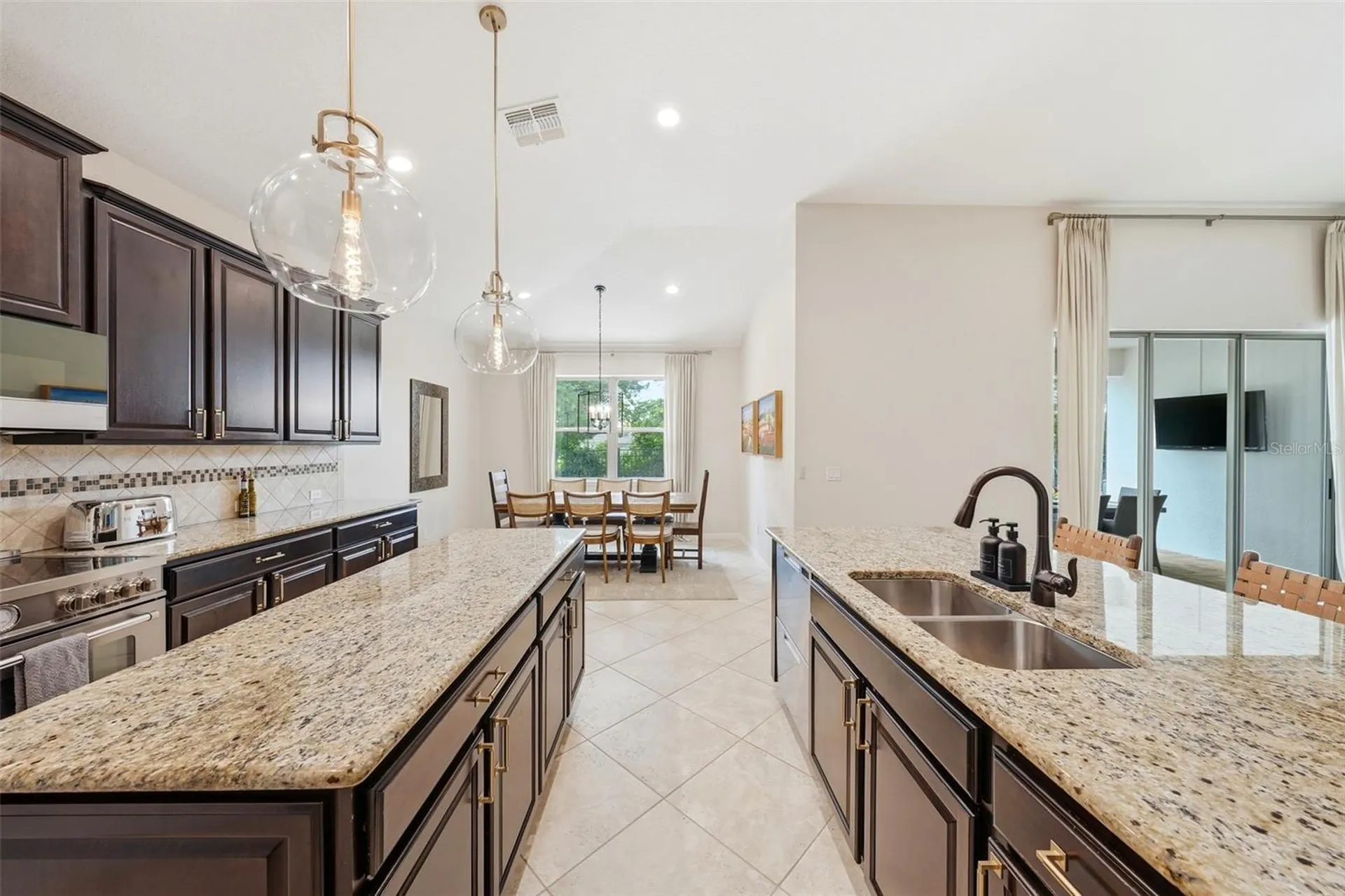 30040 Donnington Loop Mount Dora FL 32757