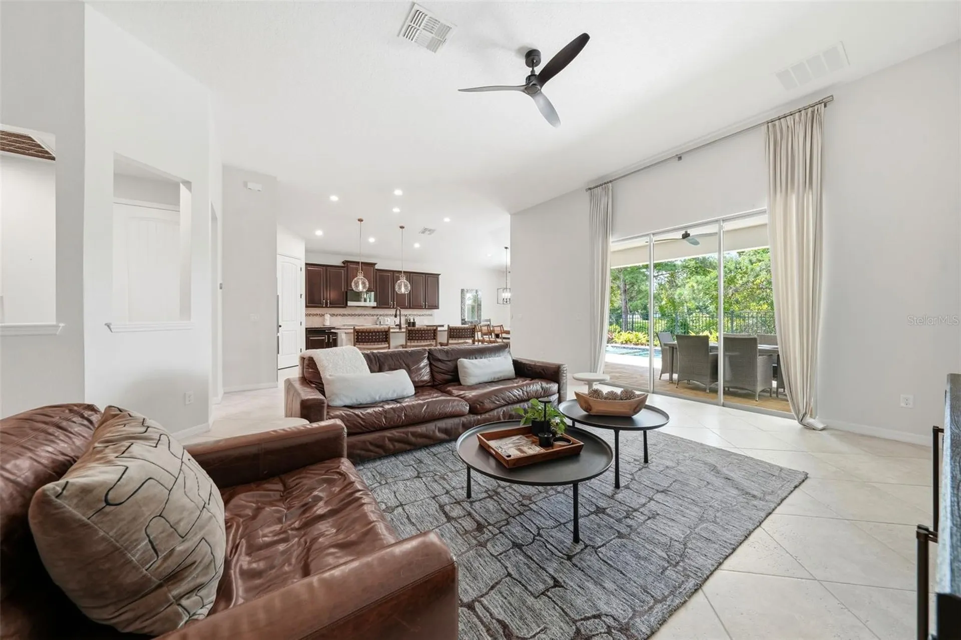 30040 Donnington Loop Mount Dora FL 32757