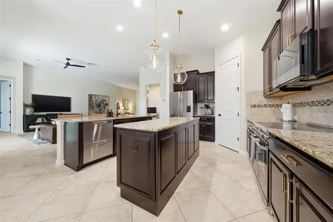 30040 Donnington Loop Mount Dora FL 32757