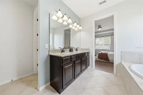 30040 Donnington Loop Mount Dora FL 32757