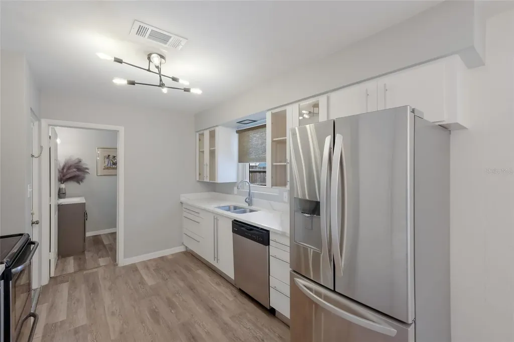 2654 Grand Cayman Street Sarasota FL 34231