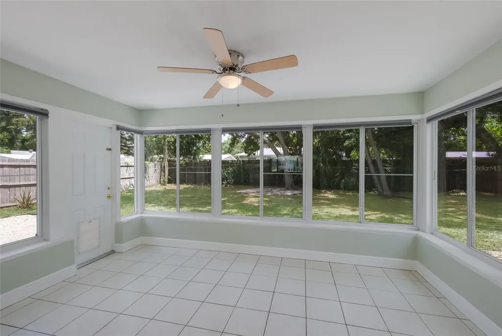 2654 Grand Cayman Street Sarasota FL 34231