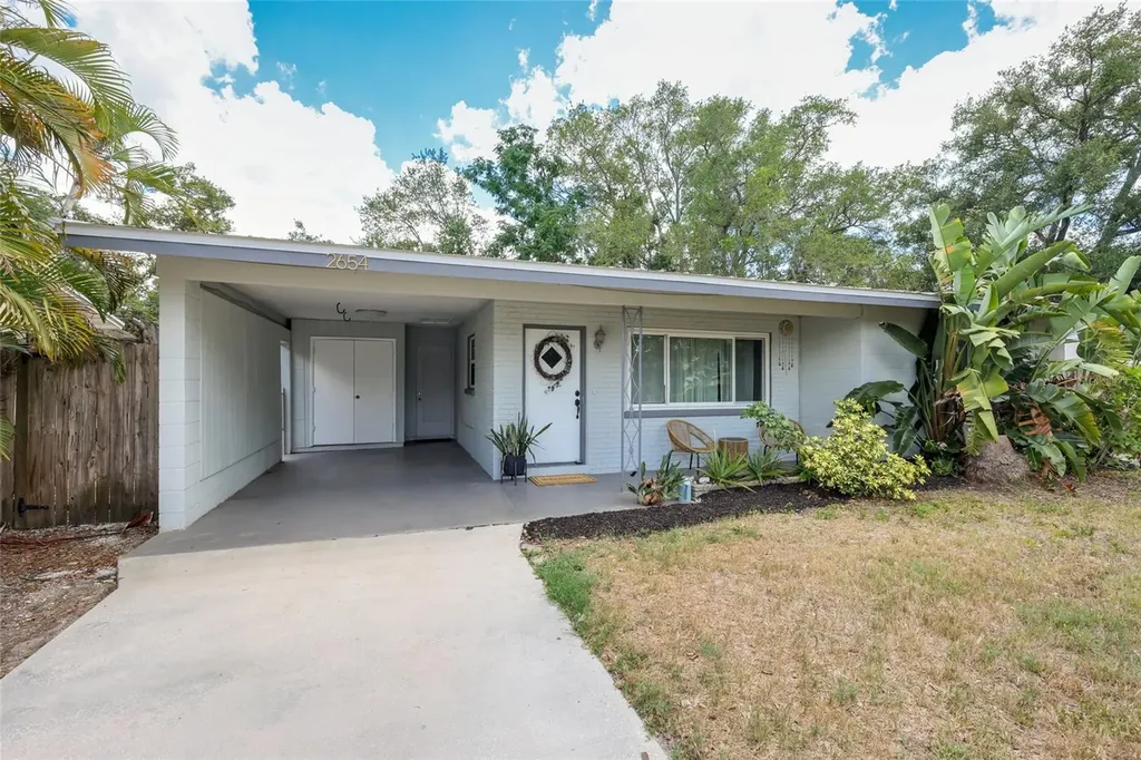 2654 Grand Cayman Street Sarasota FL 34231