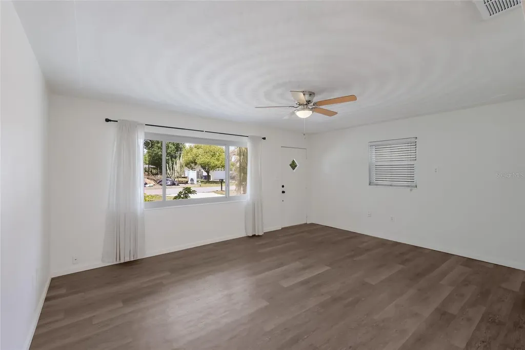 2654 Grand Cayman Street Sarasota FL 34231
