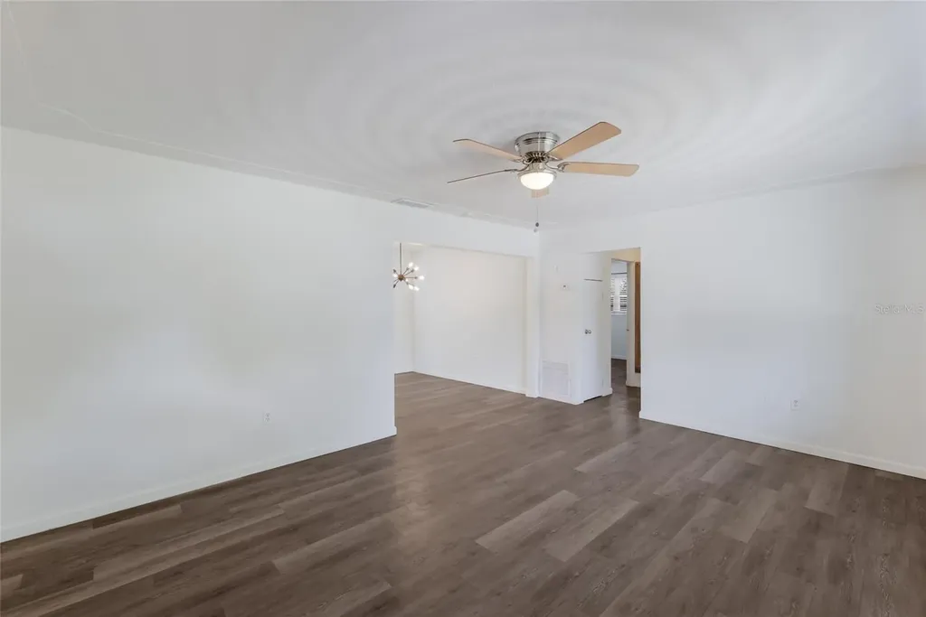2654 Grand Cayman Street Sarasota FL 34231