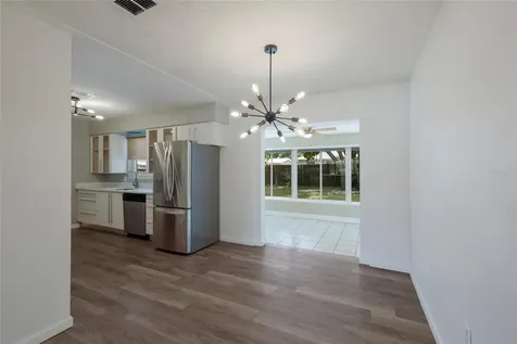 2654 Grand Cayman Street Sarasota FL 34231