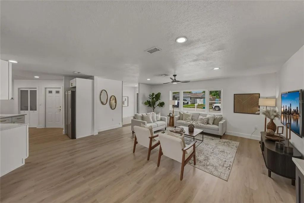 9305 120th Lane Seminole FL 33772