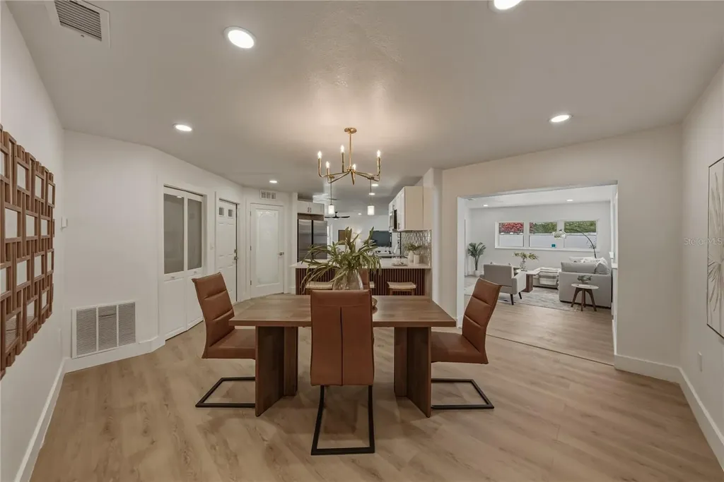 9305 120th Lane Seminole FL 33772