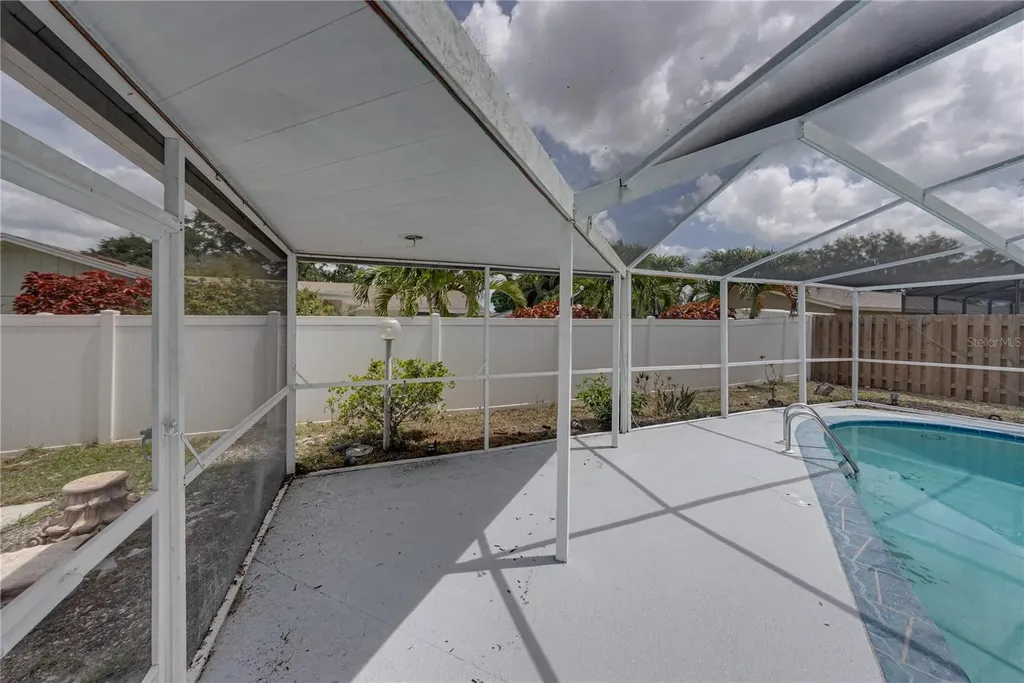 9305 120th Lane Seminole FL 33772