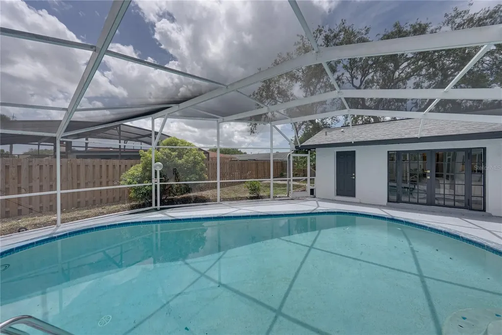 9305 120th Lane Seminole FL 33772