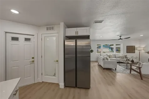 9305 120th Lane Seminole FL 33772