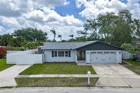 9305 120th Lane Seminole FL 33772