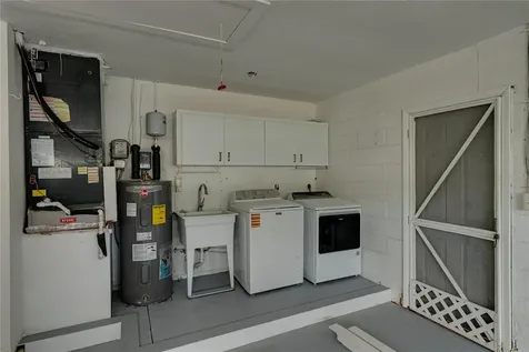 9305 120th Lane Seminole FL 33772