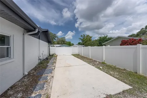 9305 120th Lane Seminole FL 33772