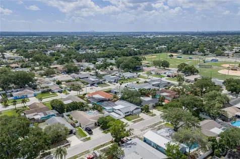 9305 120th Lane Seminole FL 33772
