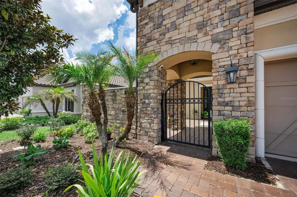 8707 Sorano Villa Drive Tampa FL 33647