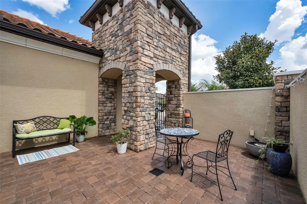 8707 Sorano Villa Drive Tampa FL 33647