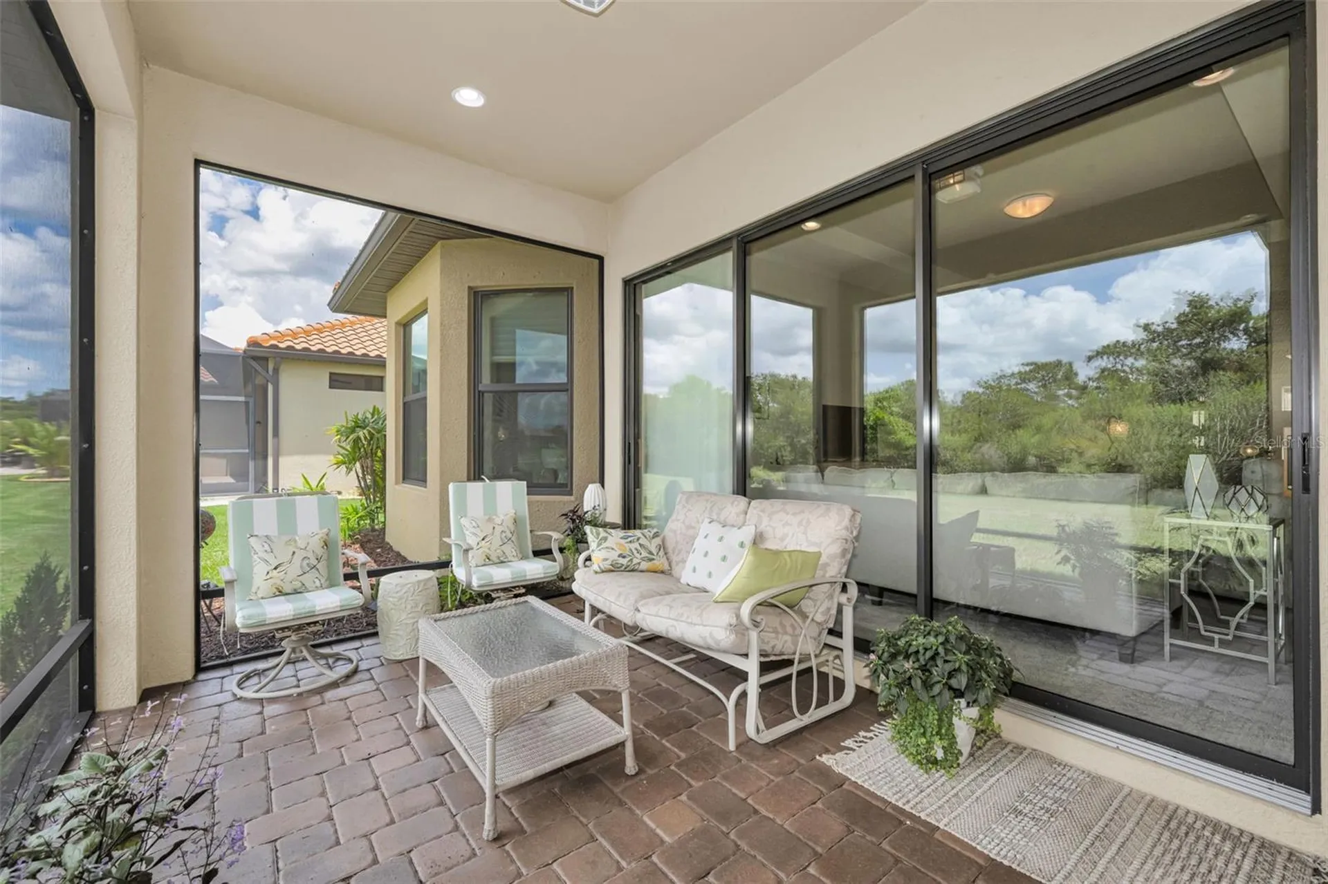 8707 Sorano Villa Drive Tampa FL 33647