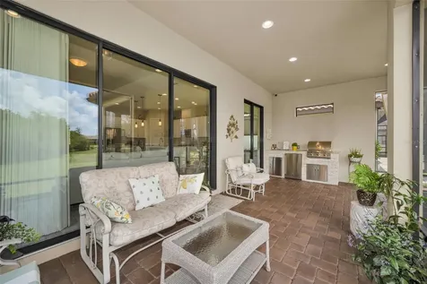 8707 Sorano Villa Drive Tampa FL 33647