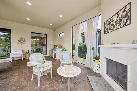 8707 Sorano Villa Drive Tampa FL 33647