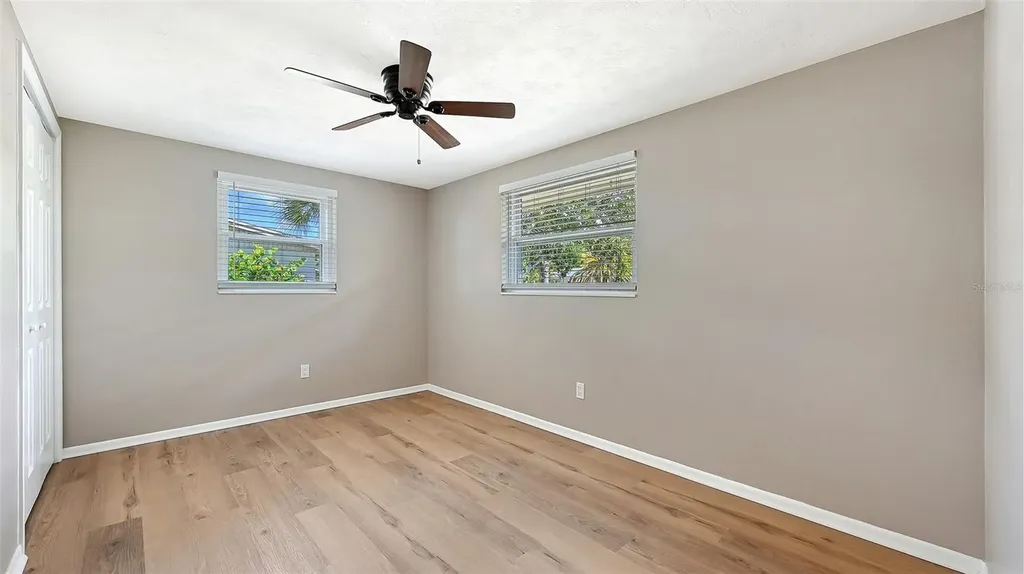 2706 White Sands Drive Sarasota FL 34231