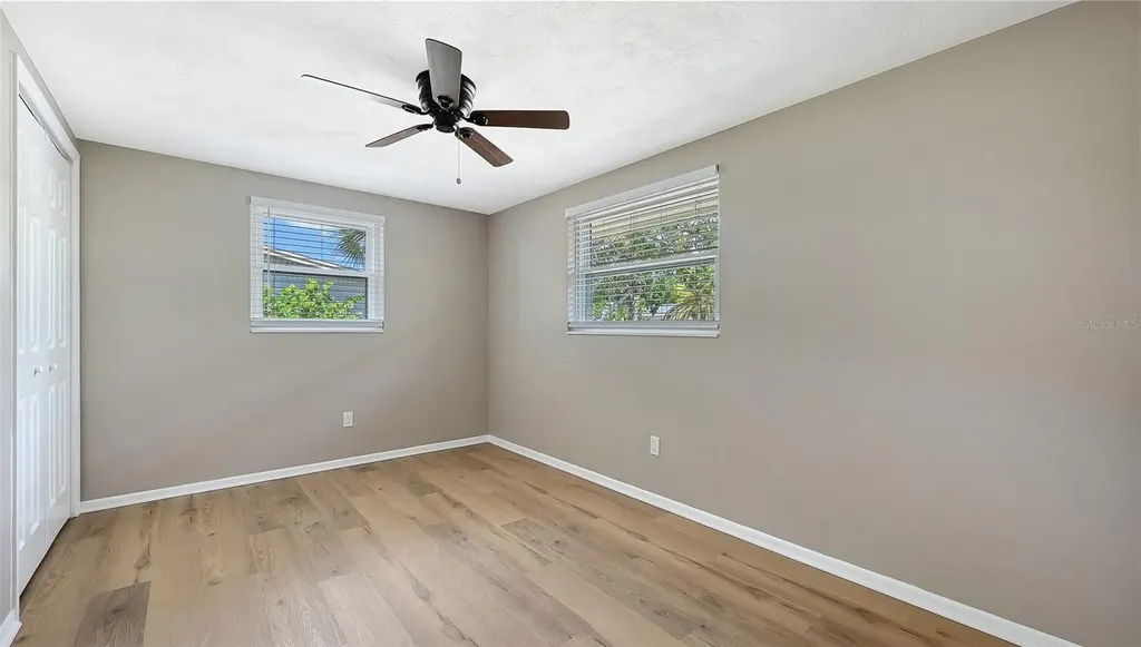 2706 White Sands Drive Sarasota FL 34231