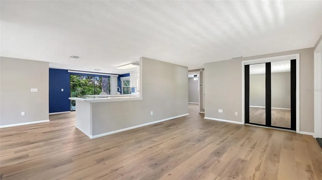 2706 White Sands Drive Sarasota FL 34231