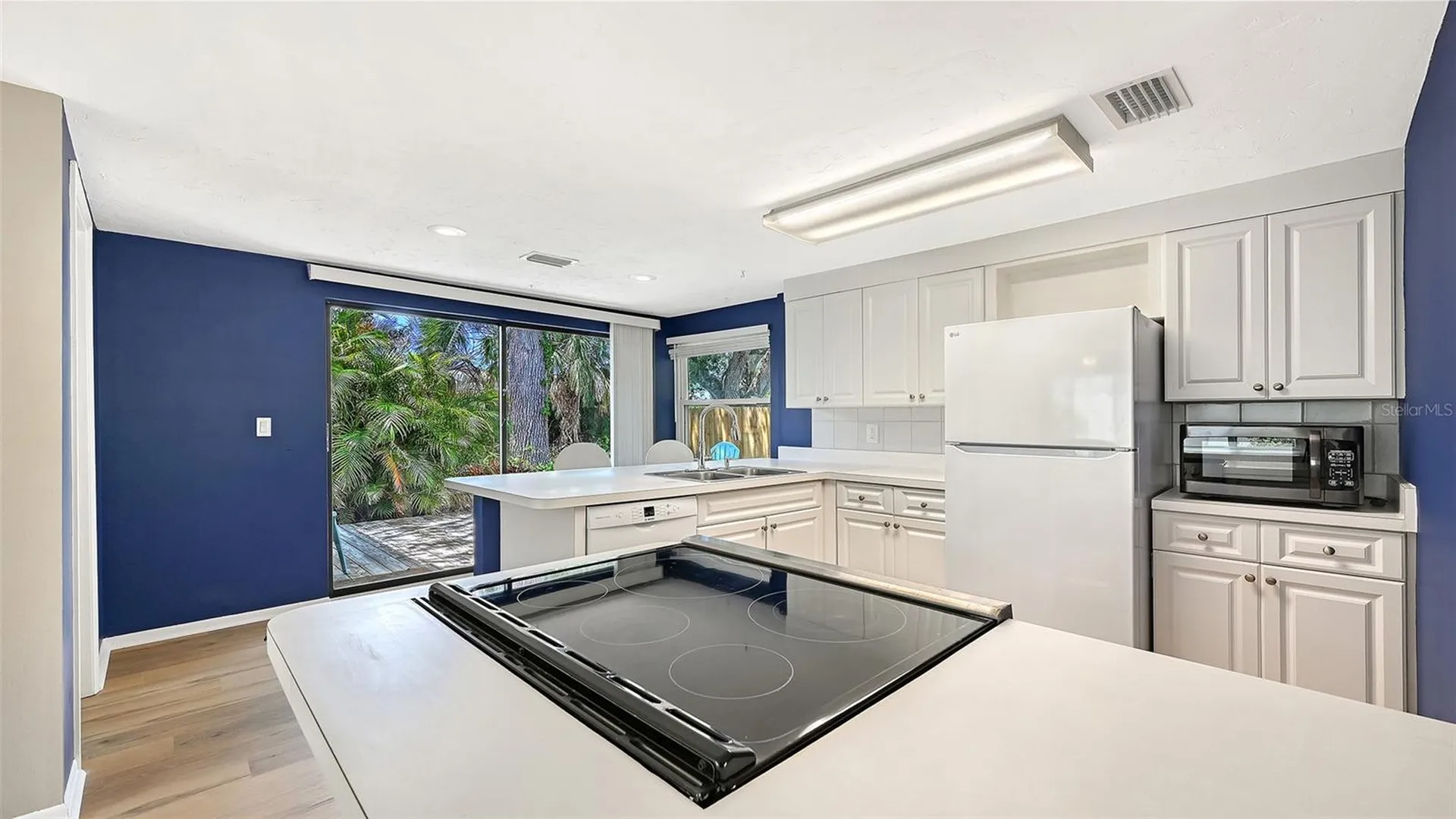 2706 White Sands Drive Sarasota FL 34231
