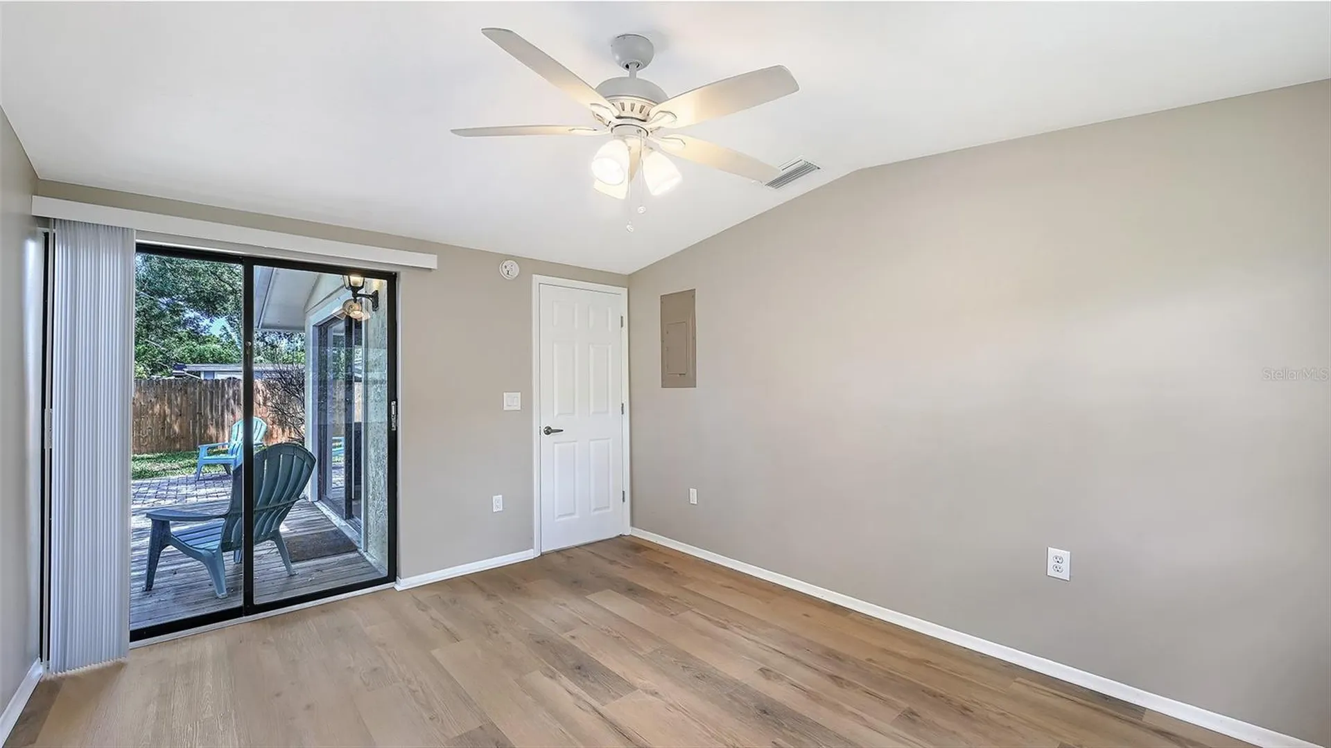 2706 White Sands Drive Sarasota FL 34231