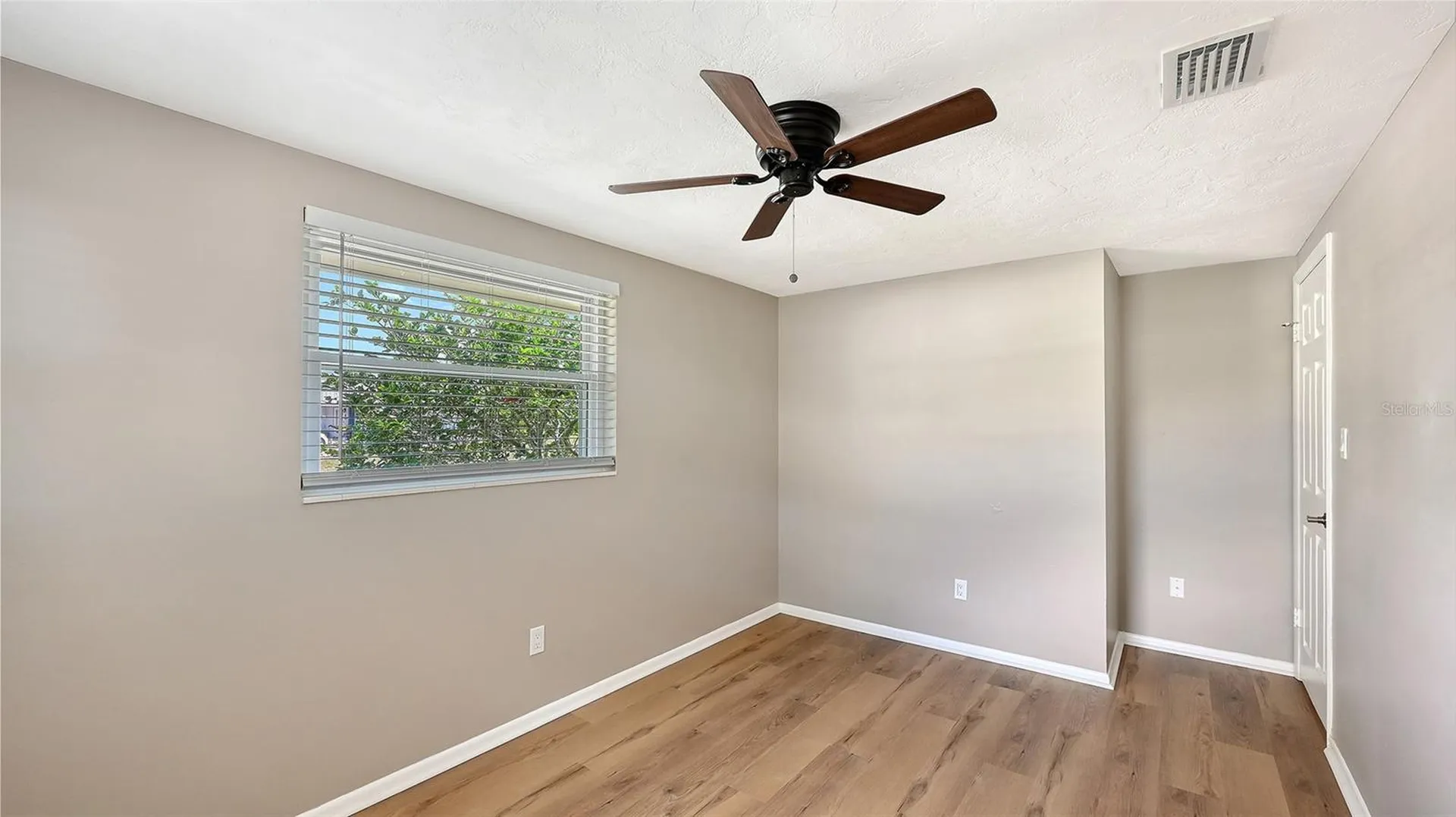 2706 White Sands Drive Sarasota FL 34231