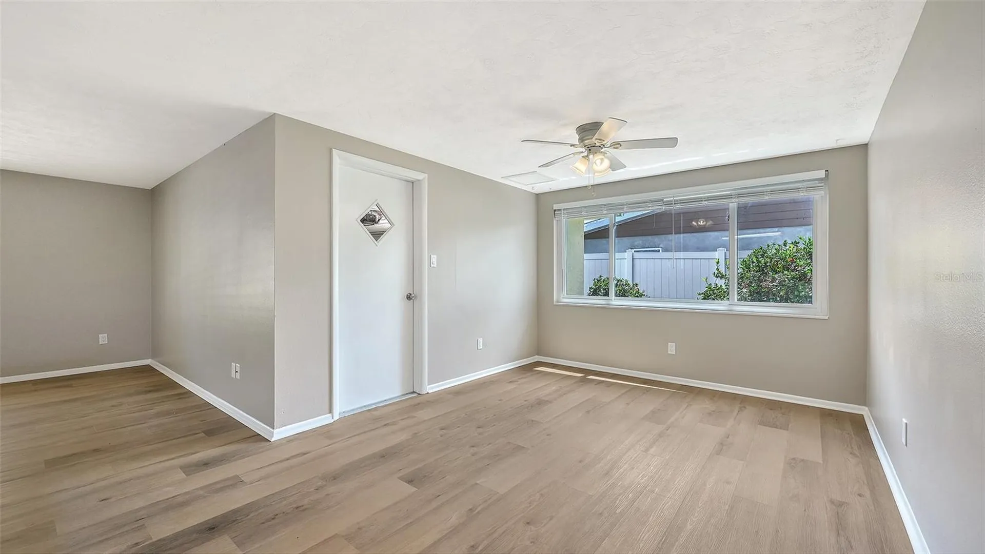 2706 White Sands Drive Sarasota FL 34231