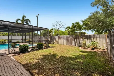 12596 93rd Way Largo FL 33773