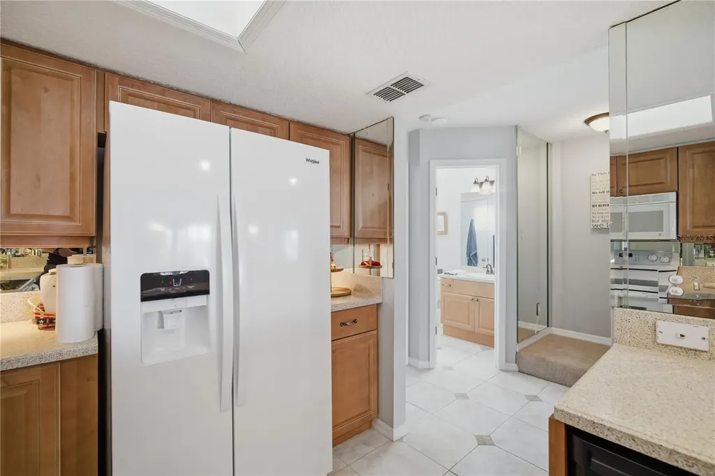 643 Garland Circle Indian Rocks Beach FL 33785
