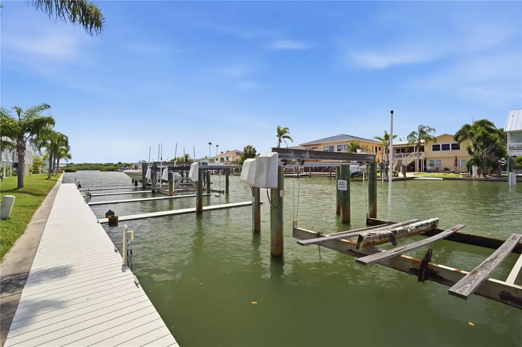 643 Garland Circle Indian Rocks Beach FL 33785