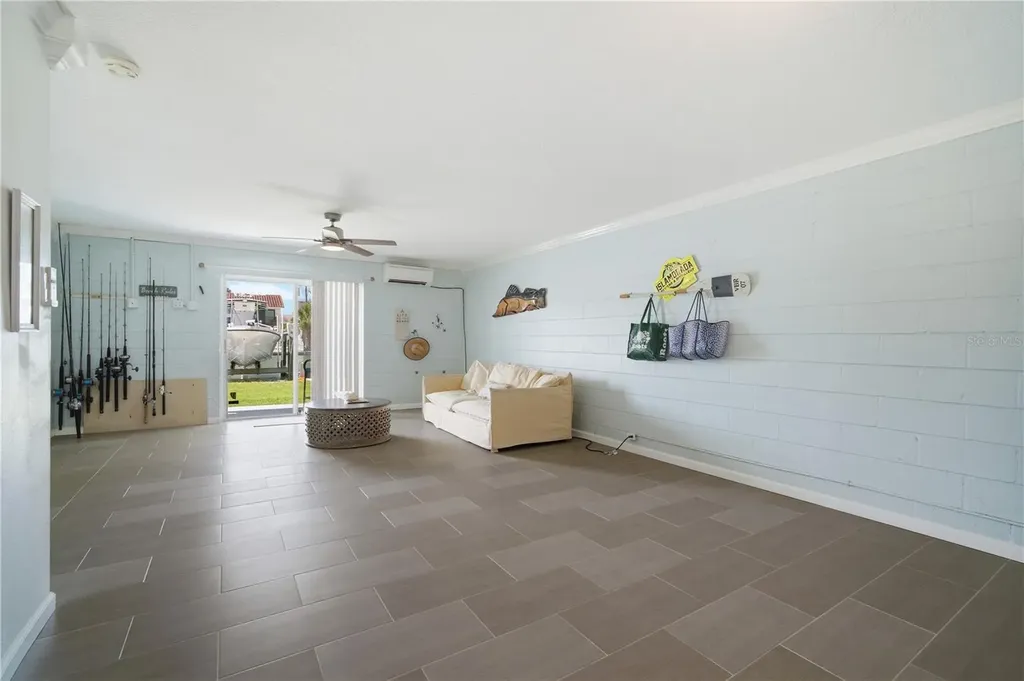 643 Garland Circle Indian Rocks Beach FL 33785