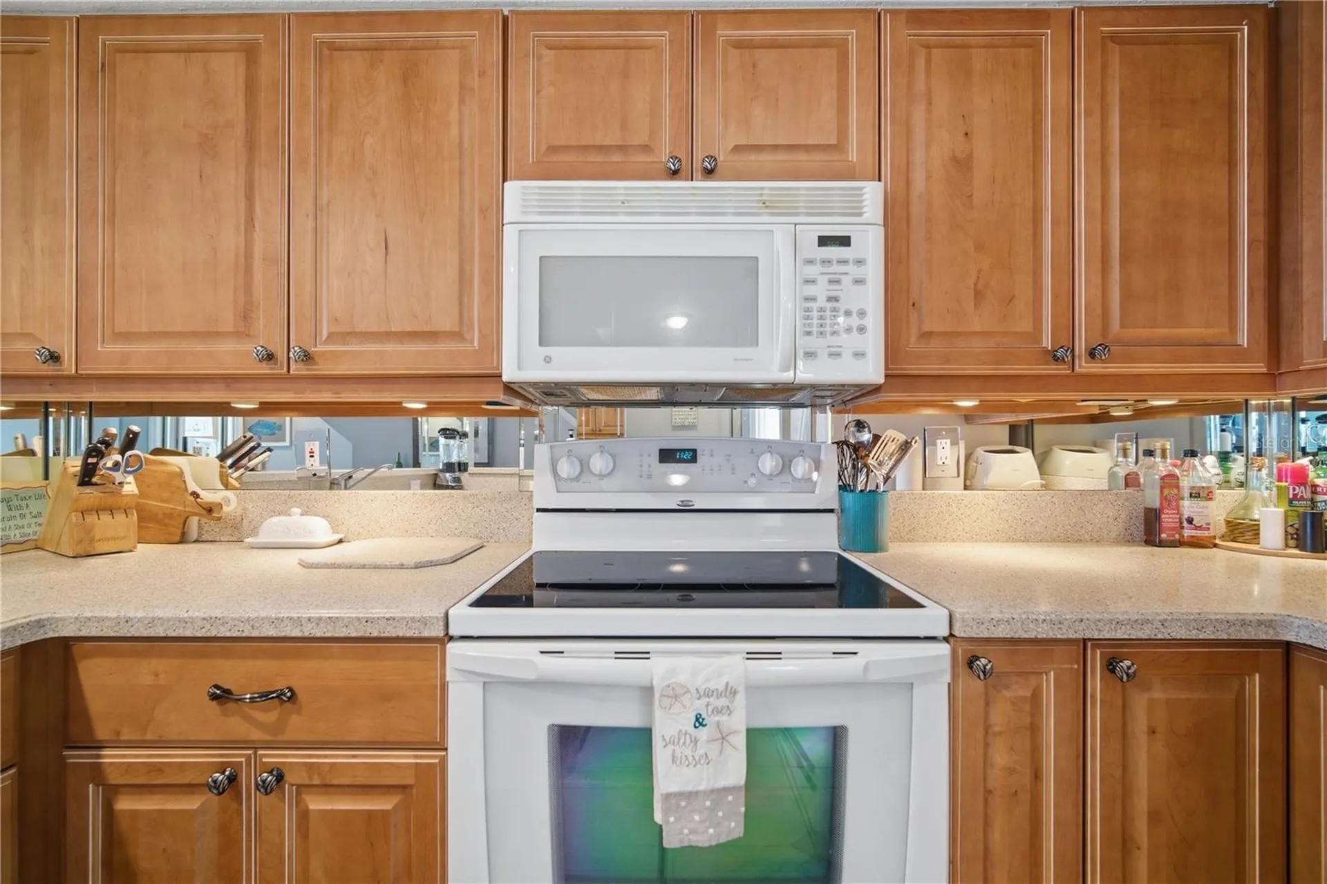 643 Garland Circle Indian Rocks Beach FL 33785