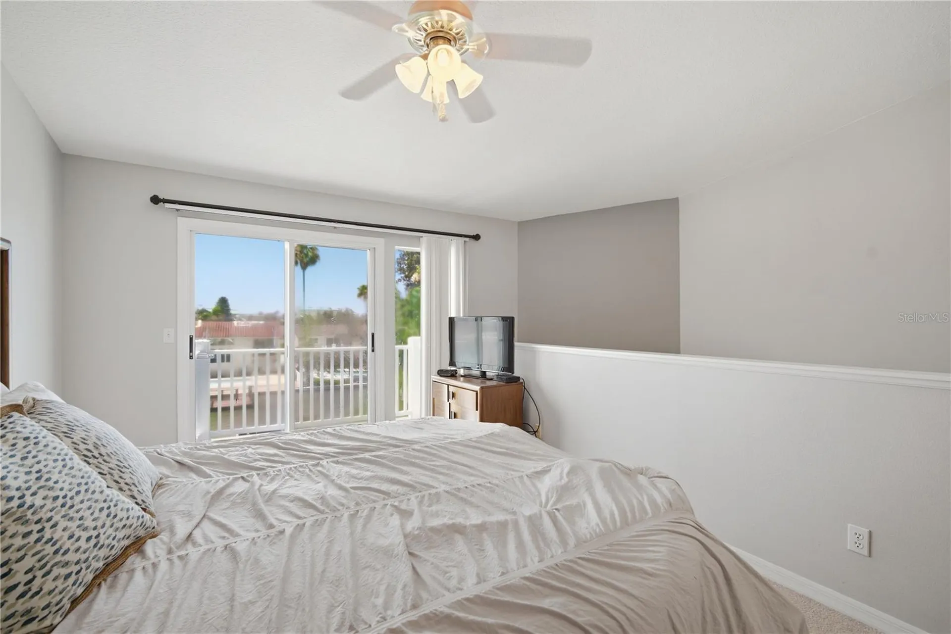 643 Garland Circle Indian Rocks Beach FL 33785
